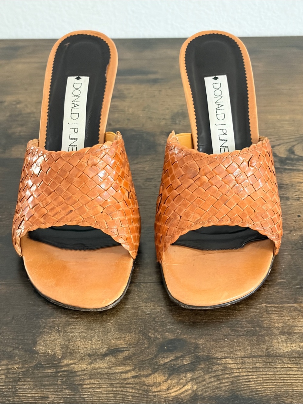 Donald J. Pliner | Woven Leather Slide Mules in Camel Color | Braid Mule | Sz 7